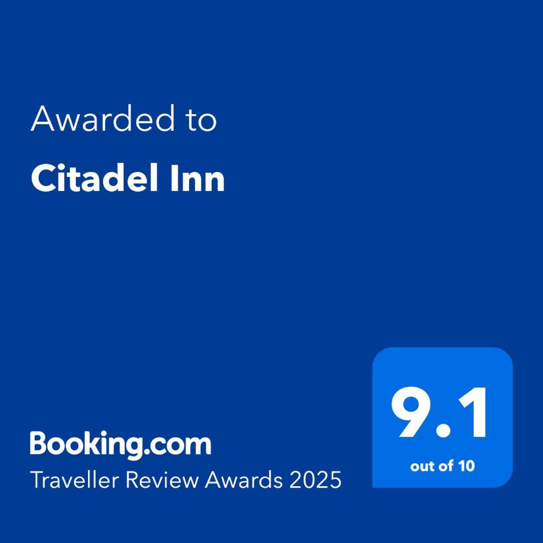 Citadel Inn Макати Экстерьер фото